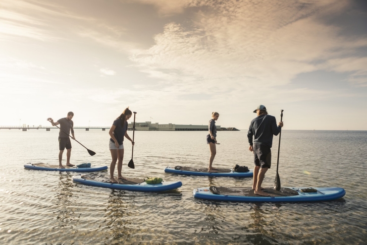 Stand-Up-Paddling auf dem See
