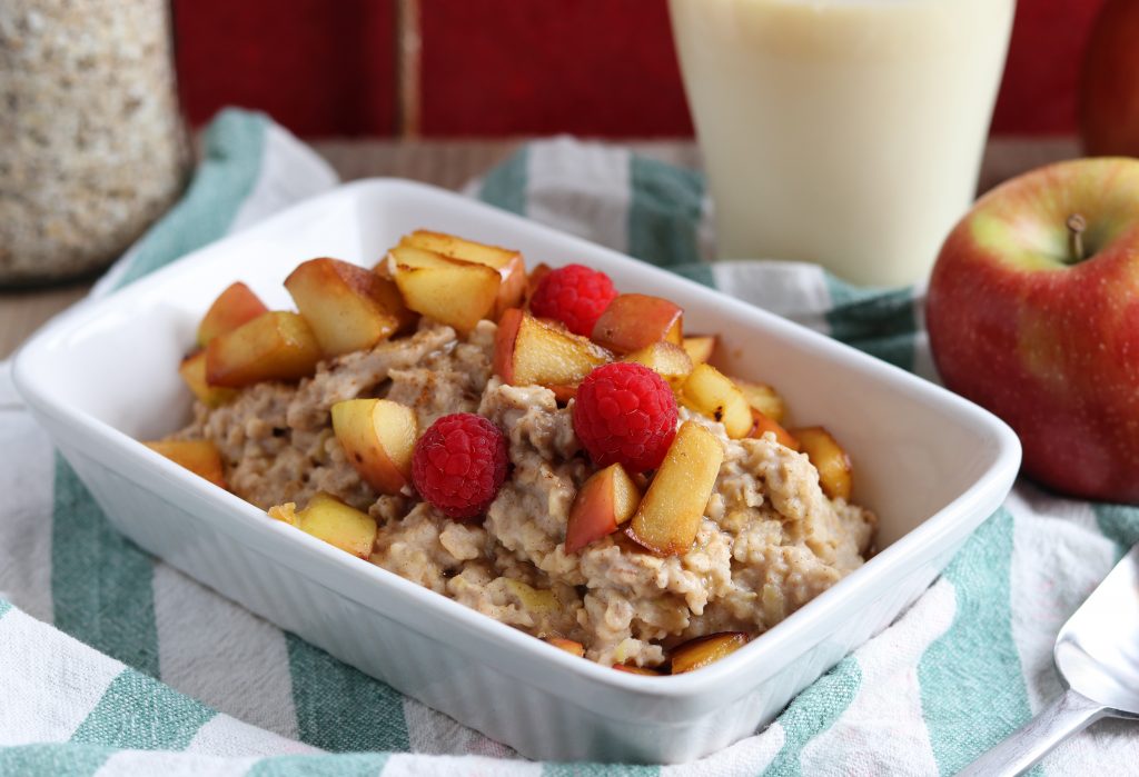 Porridge ist ein traditionelles und beliebtes Frühstücksgericht