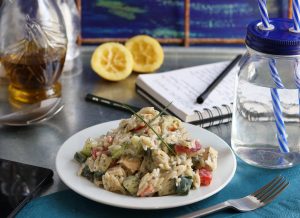 Griechischer Kritharaki-Salat