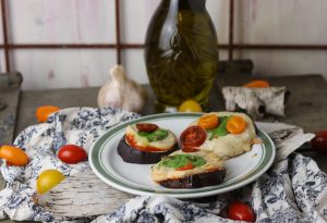 Mini-Auberginenpizzen