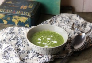 Spinat-Erbsen-Cremesuppe