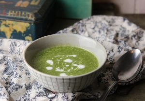 Spinat-Erbsen-Cremesuppe