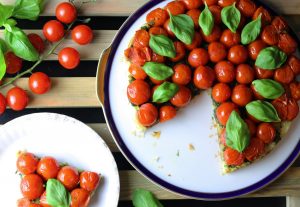 Gestürzte Cherrytomaten-Tarte