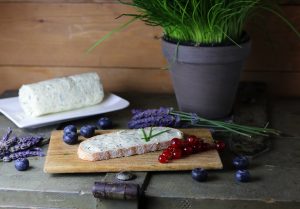 Lavendel-Kräuterbutter