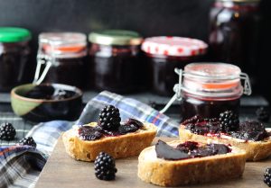 So lecker! Brombeergelee -aus selbst gepflückten Beeren