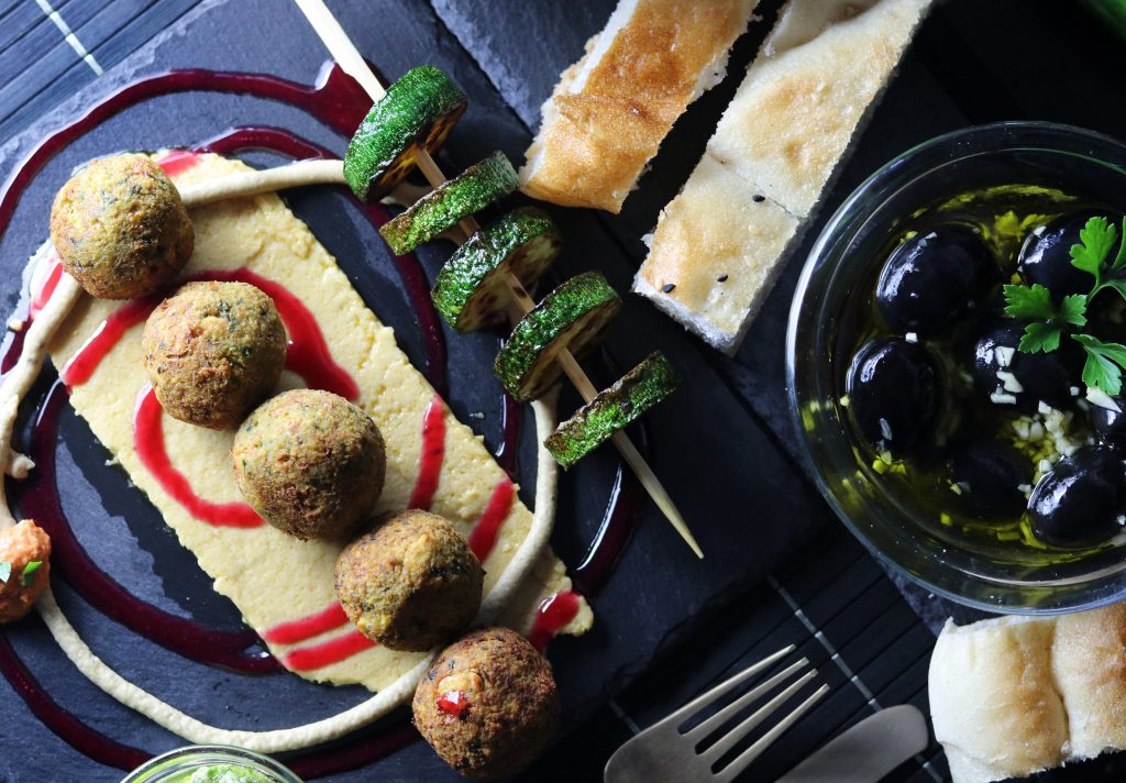 Falafel mit Baba Ganoush Kern: ein köstlicher Snack