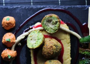 Mit cremiger Baba Ganoush gefüllt