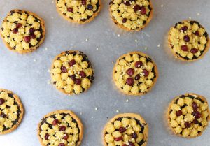 Mit Cranberries und Mandeln