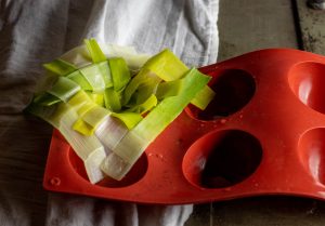 Lauchpäckchen zubereiten