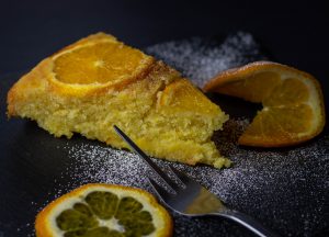 Mit frischen Bio-Orangen