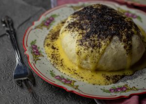 Germknödel mit Vanillesauce
