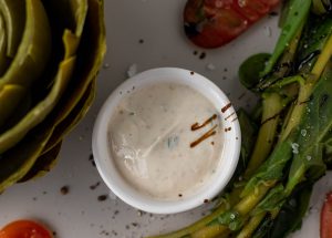 Mit köstlichem Waldhonig-Senf-Dip