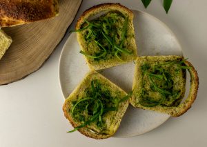 Geröstet mit Bärlauchbutter