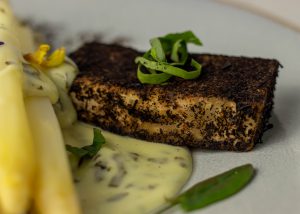 Spargelasche-Sellerie aus dem Ofen, köstlich aromatisch