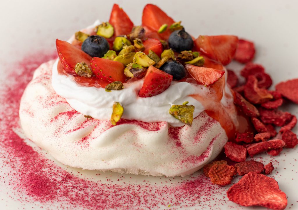 Das perfekte Sommerdessert: Erdbeer Pavlova