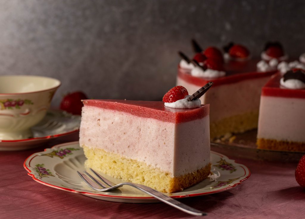 Erdbeertorte schmeckt der ganzen Familie und allen Friends