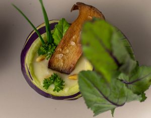 Cremige Kohlrabisuppe, Zero Waste und lecker!