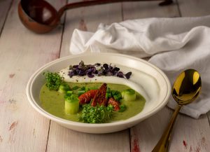 Kartoffelcremesuppe mit Schnittlauch