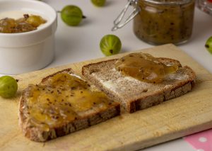 Stachelbeermarmelade, selbst eingekocht