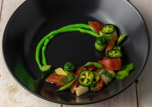 Mit Thunvisch und weißem Vischfilet