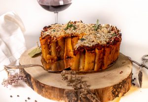 Mit selbstgemachtem Macadamia Parmesan