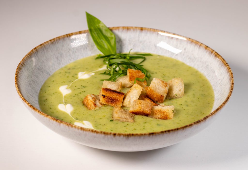 Bärlauch-Kartoffel-Cremesuppe: die leckerste, schnelle Bärlauchsuppe mit einfachen Zutaten