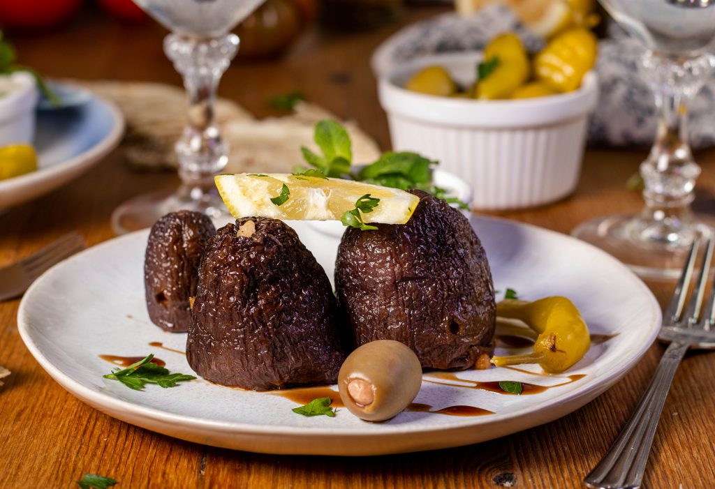 Vegane gefüllte getrocknete Auberginen - Dolma