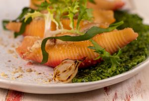 Geröstete Silberzwiebeln geben eine säuerliche Frische