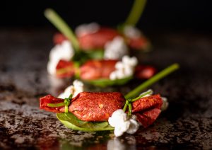 Tomatenleder als Amuse Bouche