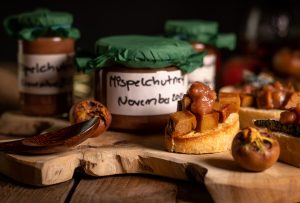 Mispelchutney – deftig aromatisch – aus frischen Mispeln