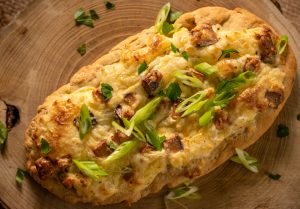 Wie vom Mittelaltermarkt, Weihnachtsmarkt oder Jahrmarkt: einfaches Ofenbrot