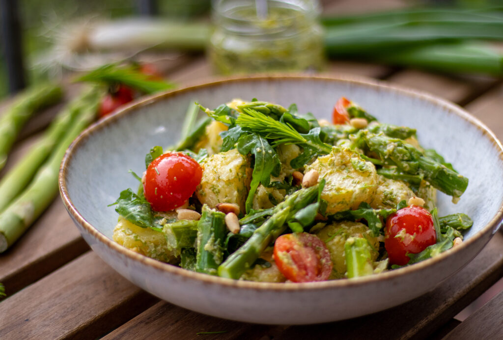 Kartoffelsalat mit Fichtenspitzenpesto