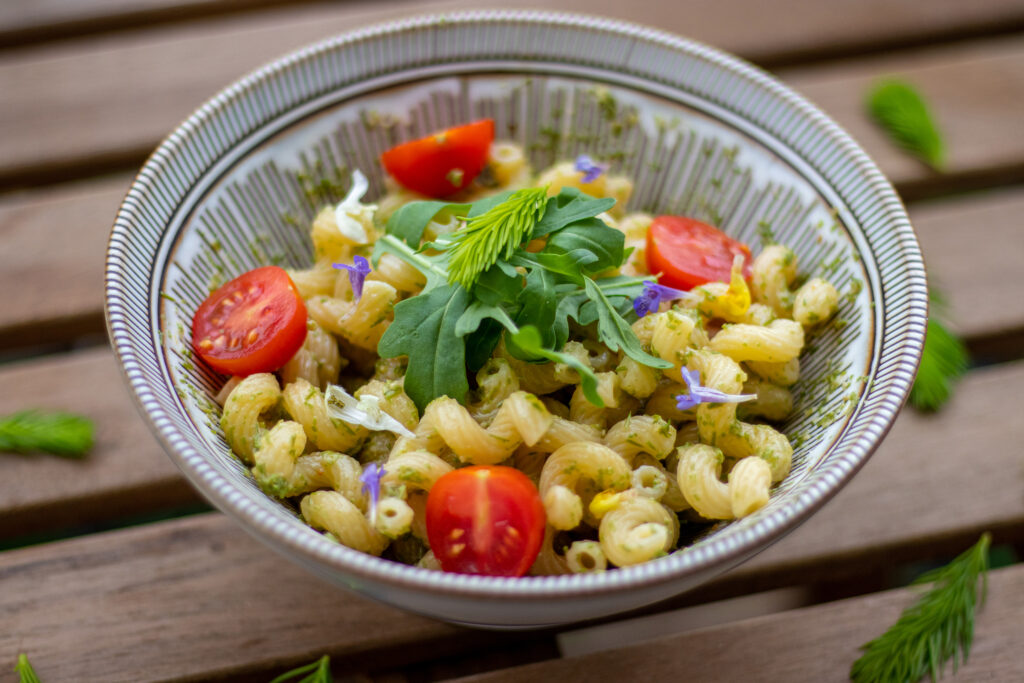 Fichtenspitzenpesto, aromatische Waldküche