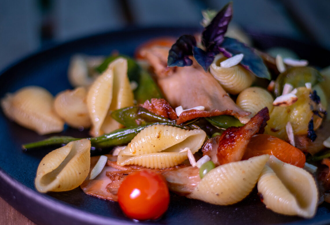 Mediterrane Rosenseitling Pasta