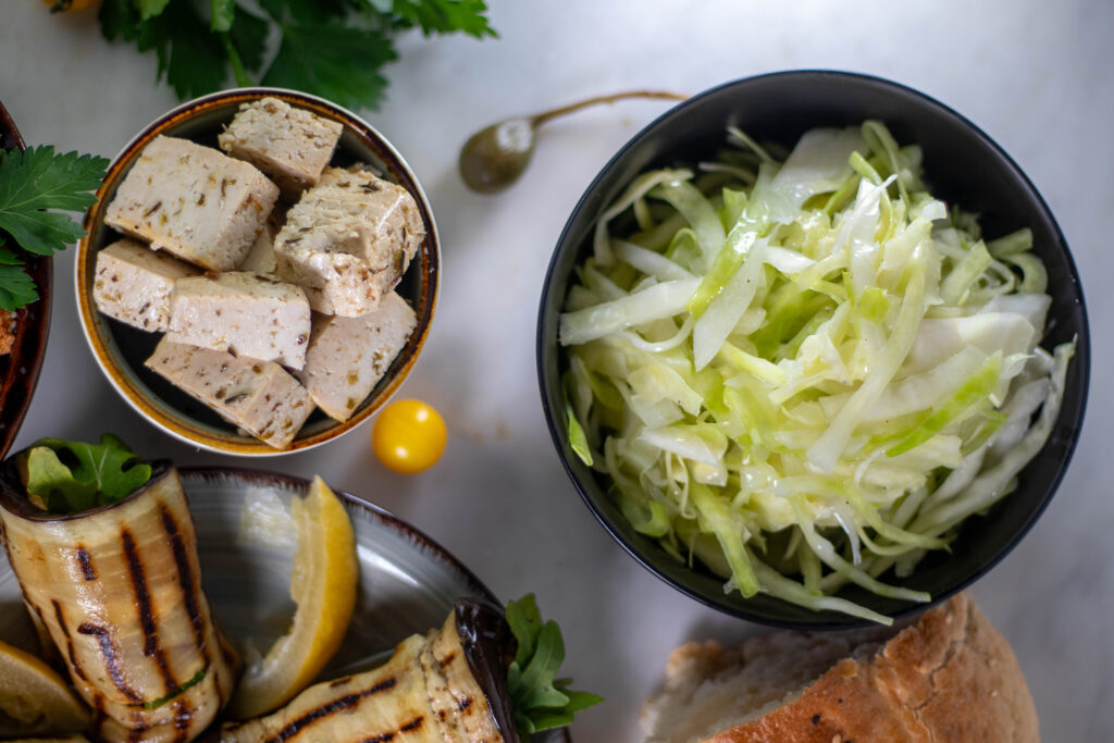 Krautsalat auf Mezzeplatte
