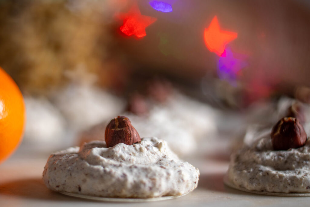 Vegane Haselnussmakronen gelingen mit meinem Rezept ganz so wie sie sein müssen