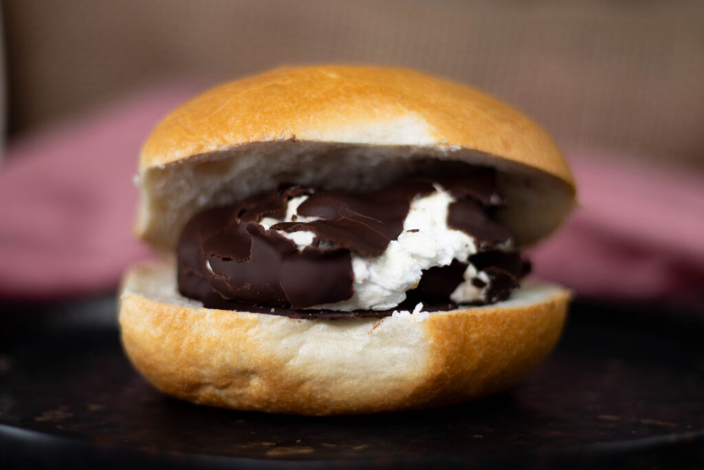 Vegane Schaumküsse als Matschbrötchen