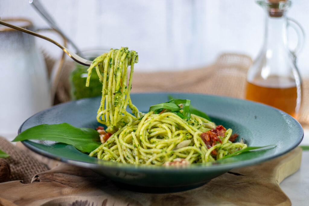 Bärlauch-Walnuss-Pesto - zu 100% aus regionalen Zutaten