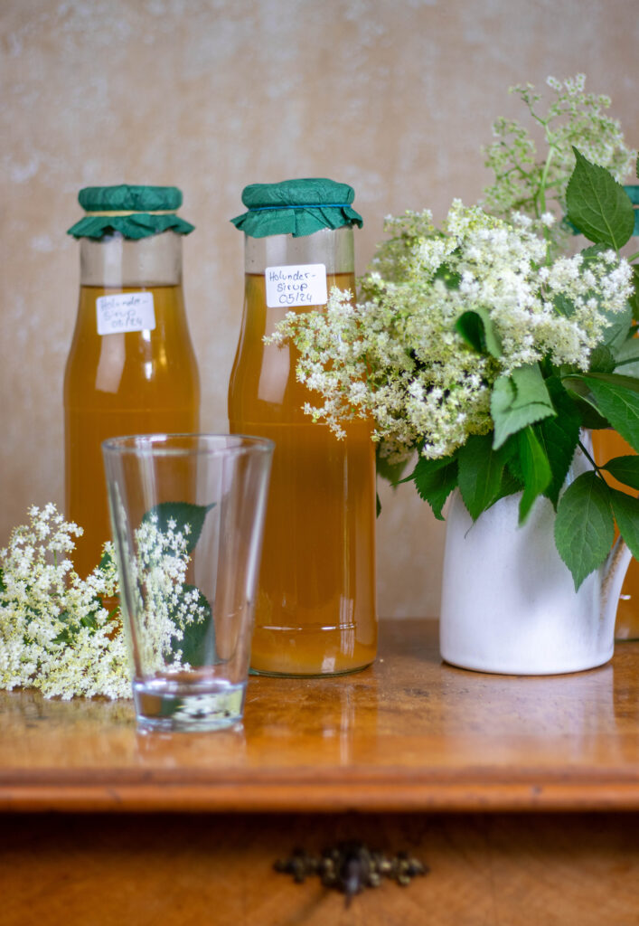 Holunderblütensirup - selbstgemacht