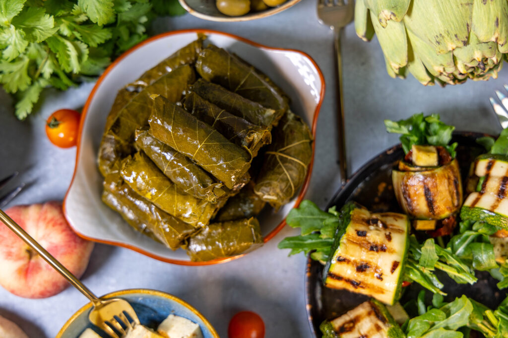 Dolma - hier mit eingelegten Weinblättern frisch zubereitet.