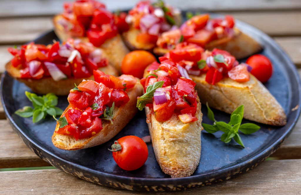 Bruschetta wird "bruu·ske·taa" ausgesprochen