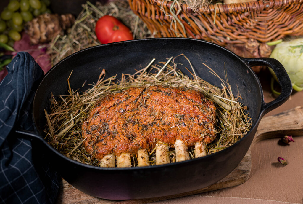Mein Rezept für den veganen, in Heu gegarten Braten ist ein etwas aufwendigeres Rezept.