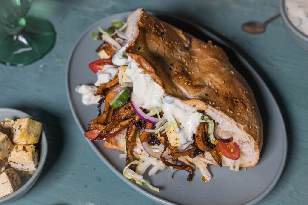 Vegan Richness mit Austerpilzgyros im Fladenbrot