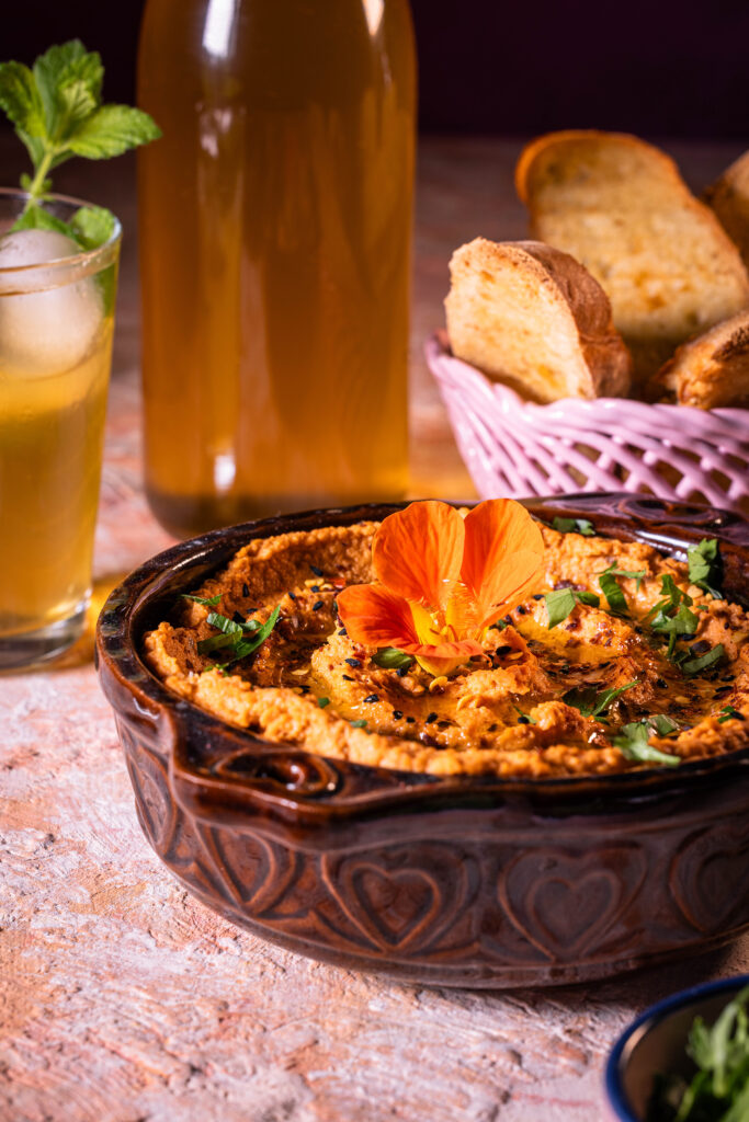 Tomaten-Hummus - Hummus mit getrockneten Tomaten
