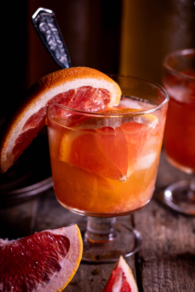 Grapefruit-Kombucha im Glas